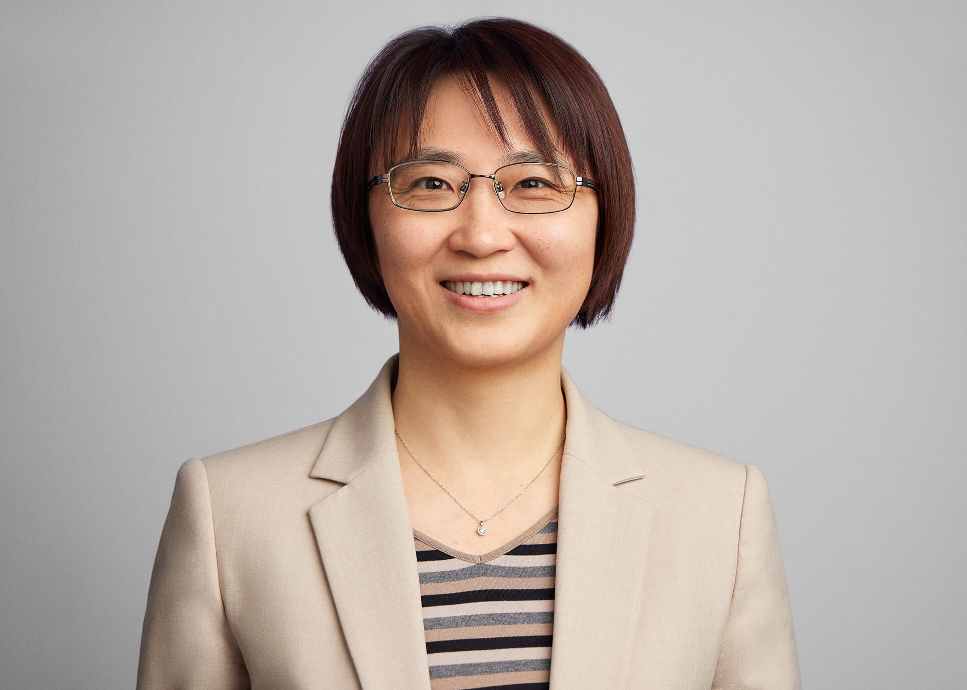 Professional trade show headshot photographer convention portrait booth corporate event photography nationwide - example 10