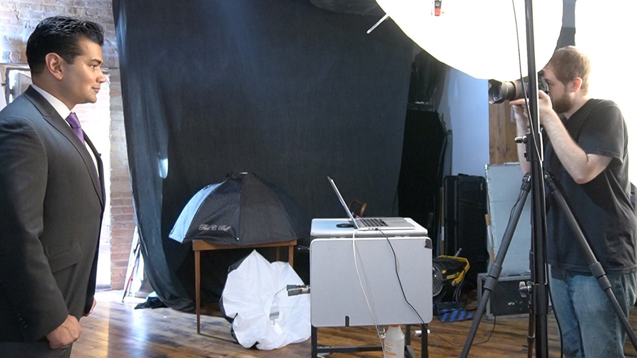 Chicago professional headshot photography behind the scenes first shot - example 26