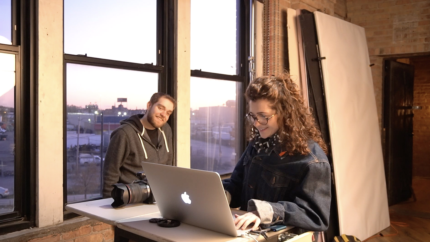 Chicago professional headshot photography behind the scenes first shot - example 16