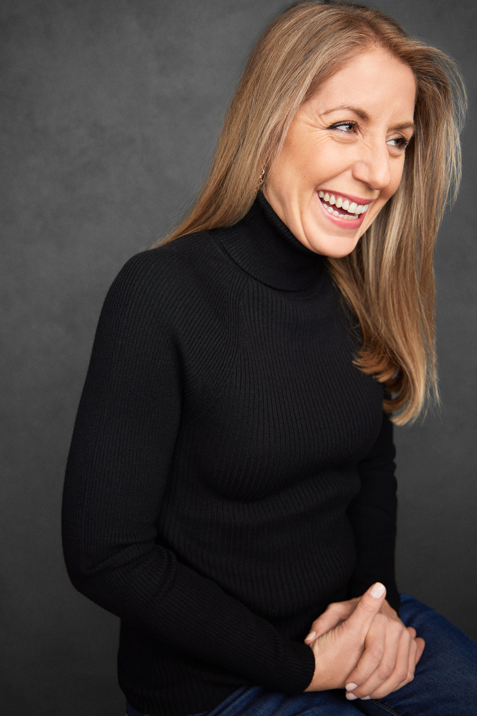 Contact Mike Sansone for professional headshot and portrait photography in Chicago - example 10