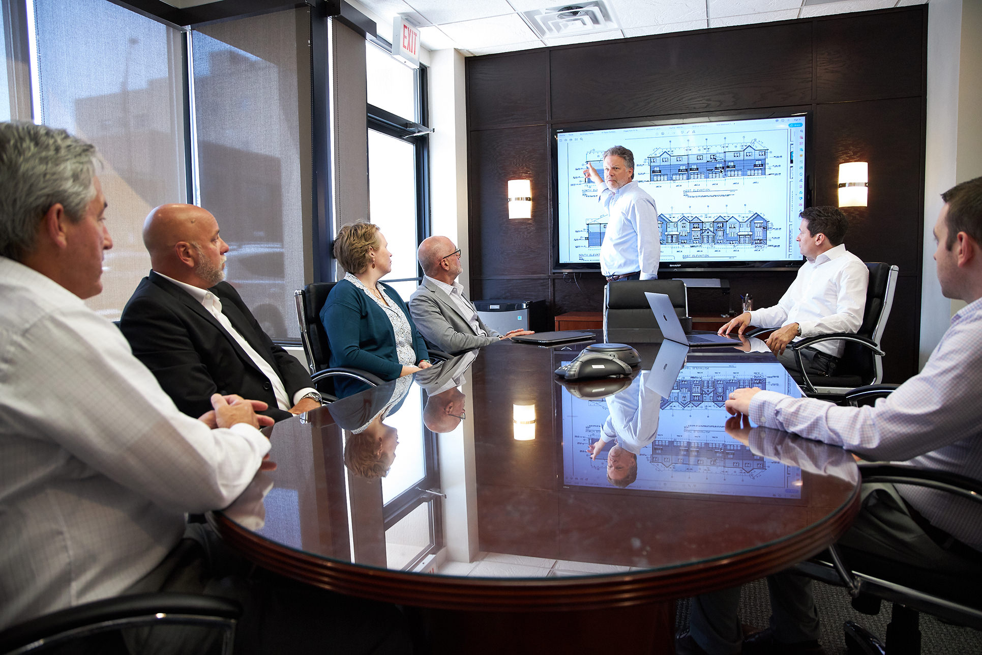 Chicago professional workplace business photography team in action - example 4